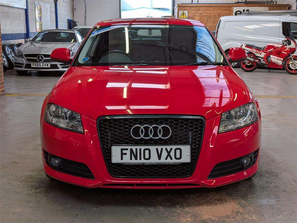 <p>2010 AUDI A3 SPORT QUAT 197TFSI S-A</p>