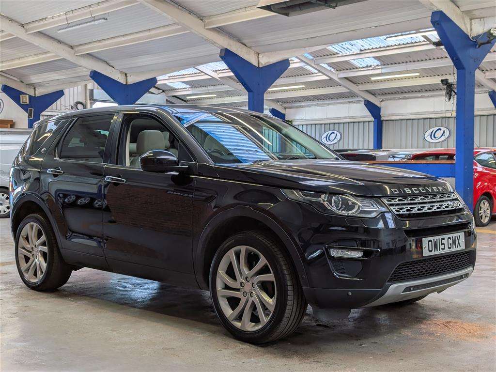 <p>2015 LAND ROVER DISCOVERY SPORT LUX HSE S</p>