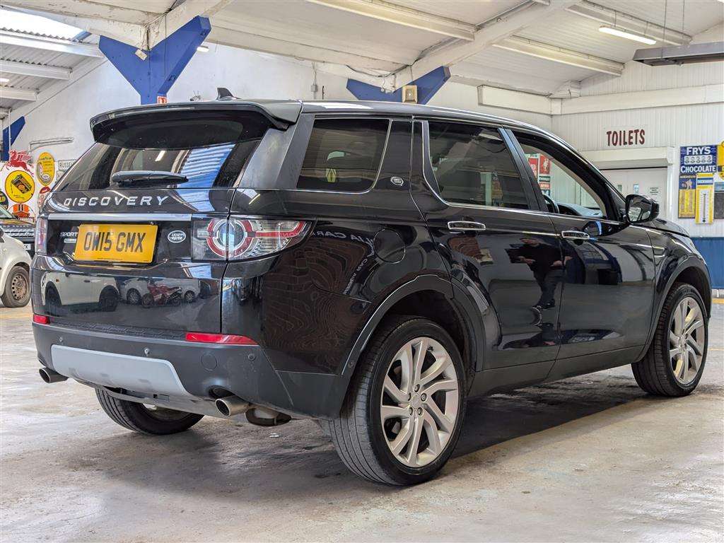<p>2015 LAND ROVER DISCOVERY SPORT LUX HSE S</p>