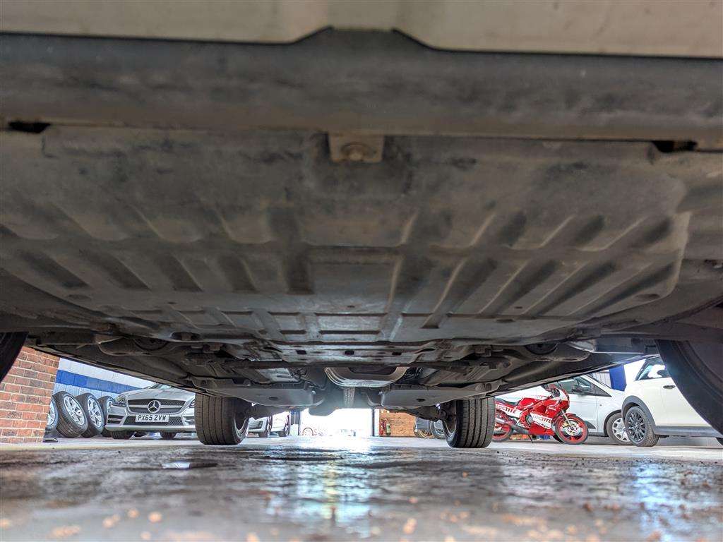 <p>2015 LAND ROVER DISCOVERY SPORT LUX HSE S</p>