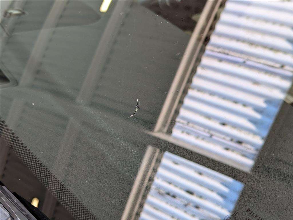 <p>2015 LAND ROVER DISCOVERY SPORT LUX HSE S</p>