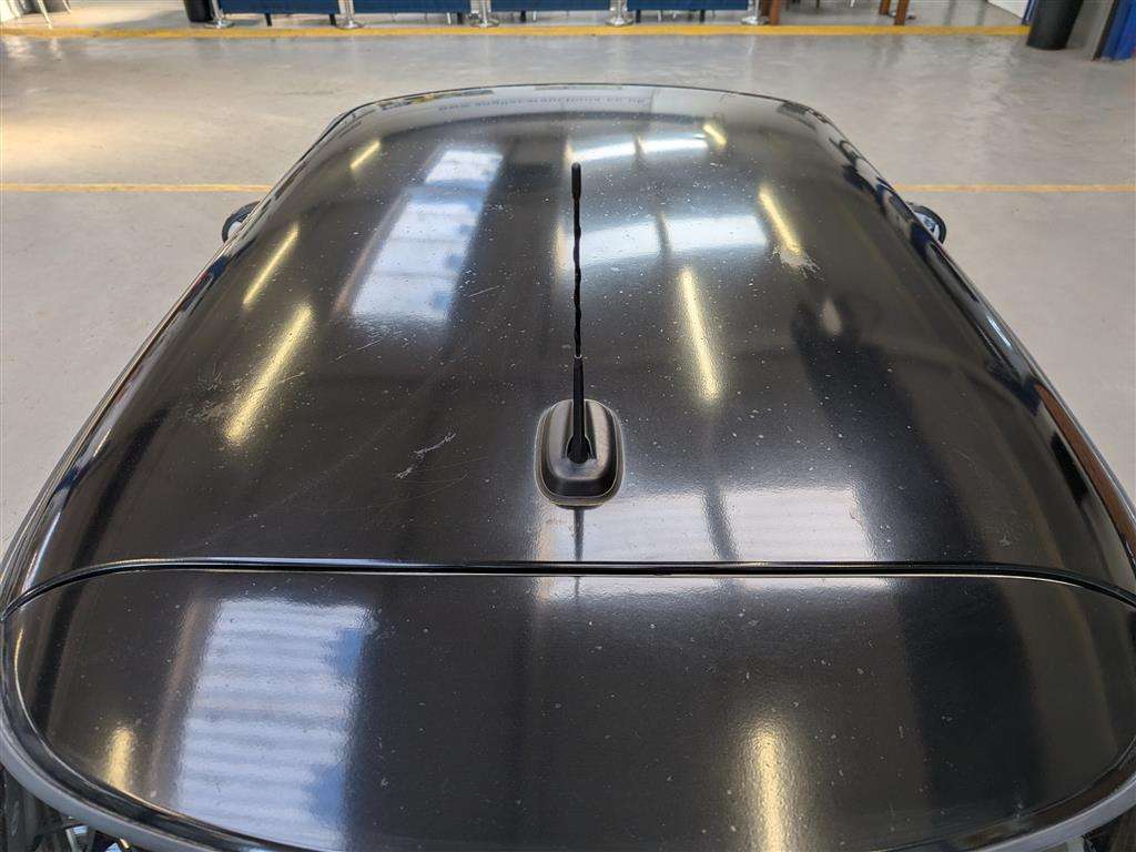 <p>2016 MINI ONE</p>