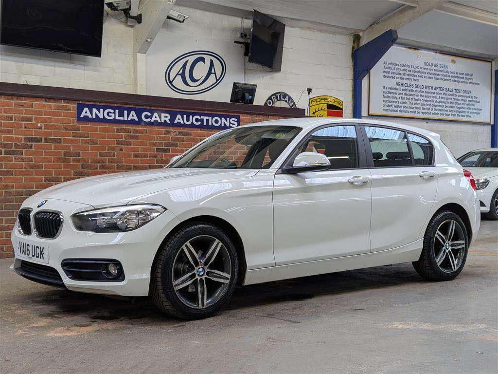 <p>2016 BMW 118I SPORT</p>