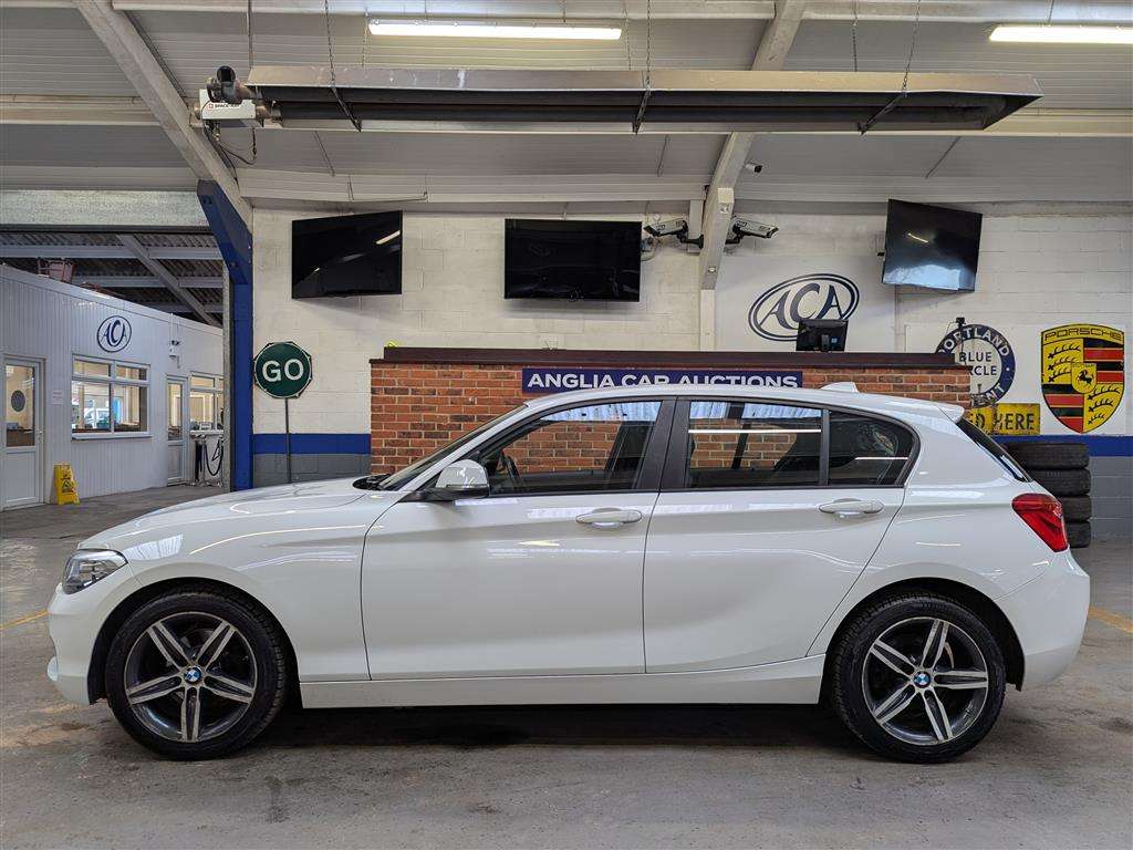 <p>2016 BMW 118I SPORT</p>