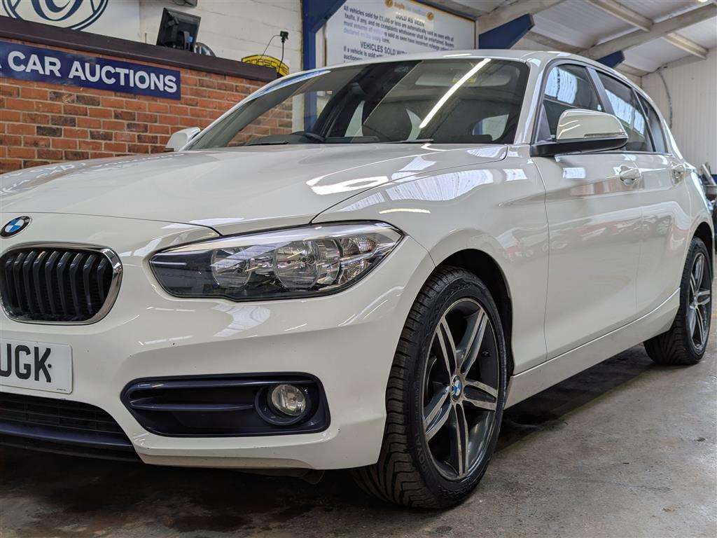 <p>2016 BMW 118I SPORT</p>