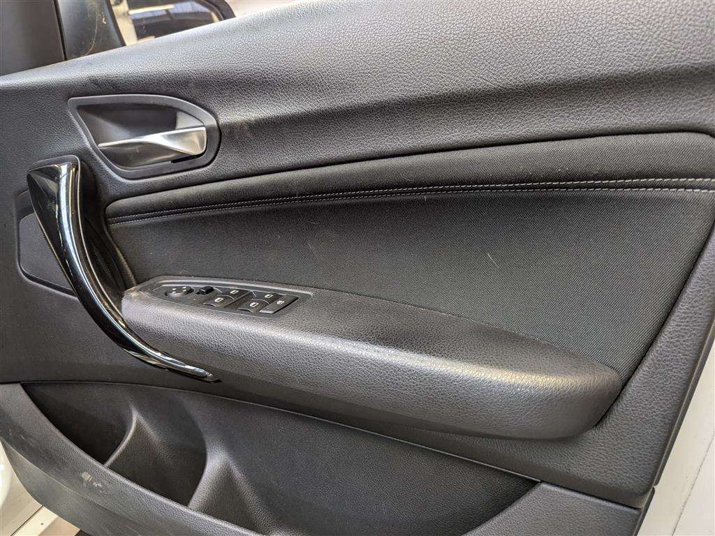 <p>2016 BMW 118I SPORT</p>