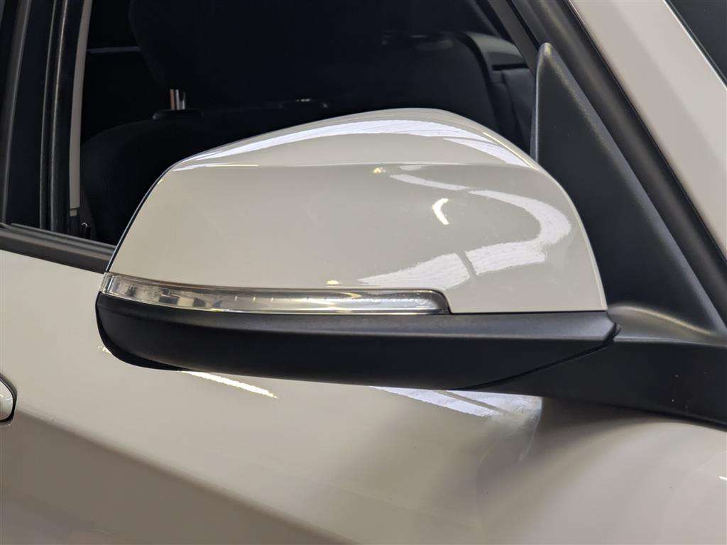 <p>2016 BMW 118I SPORT</p>