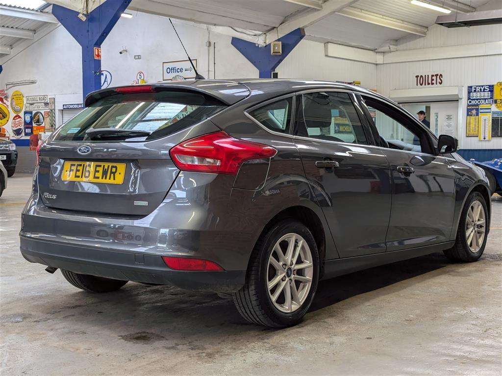 <p>2016 FORD FOCUS ZETEC</p>
