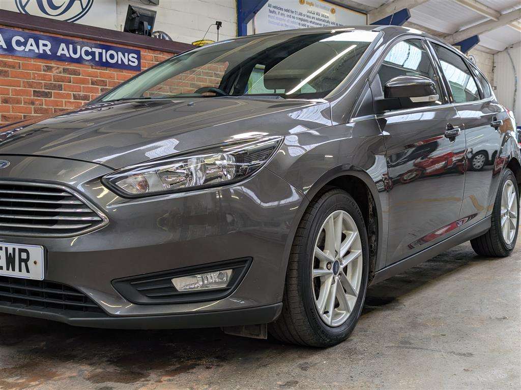 <p>2016 FORD FOCUS ZETEC</p>