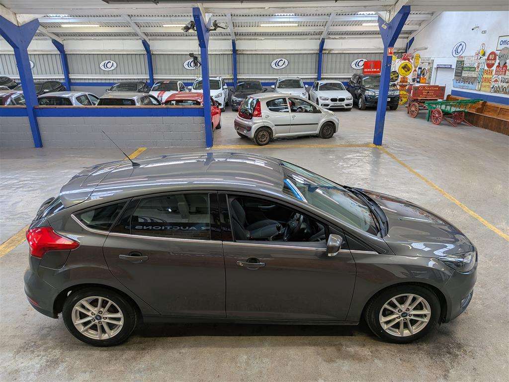 <p>2016 FORD FOCUS ZETEC</p>