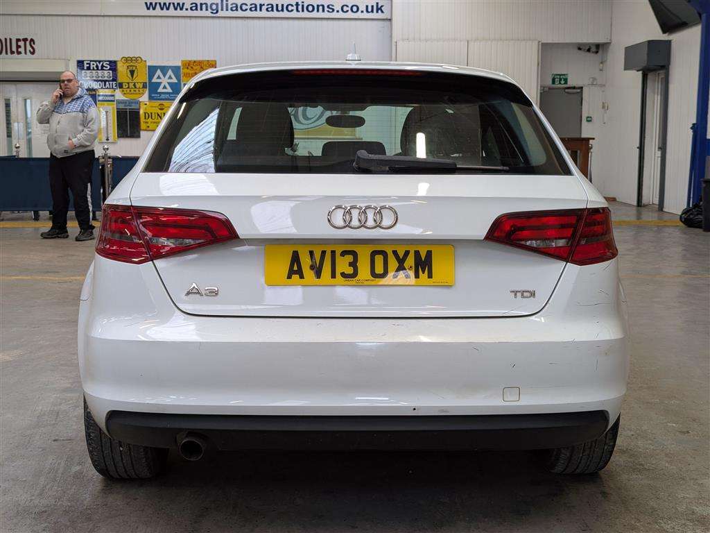 <p>2013 AUDI A3 SE TDI</p>