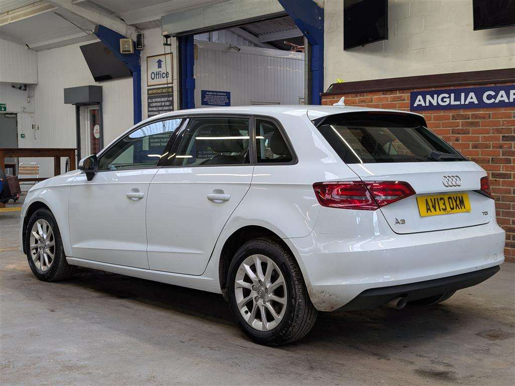 <p>2013 AUDI A3 SE TDI</p>