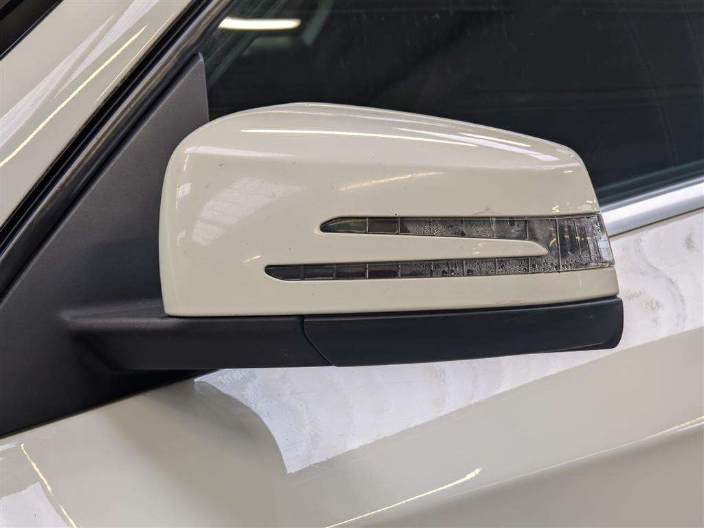 <p>2014 MERCEDES-BENZ A180 BLUEEFFICIENCY SPORT</p>