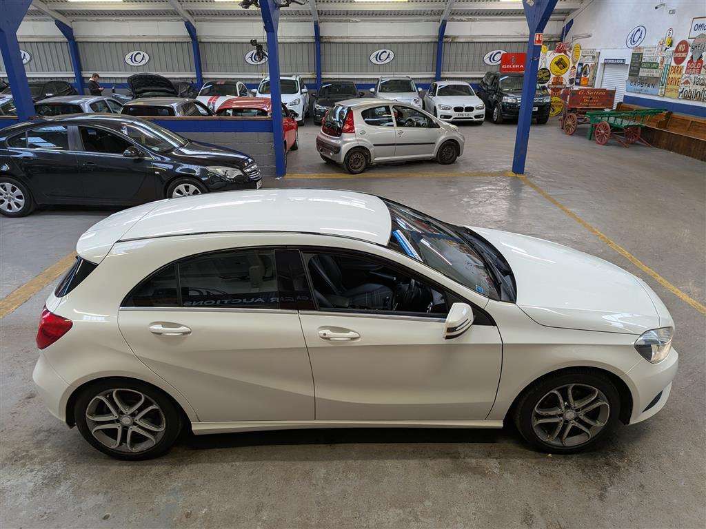 <p>2014 MERCEDES-BENZ A180 BLUEEFFICIENCY SPORT</p>