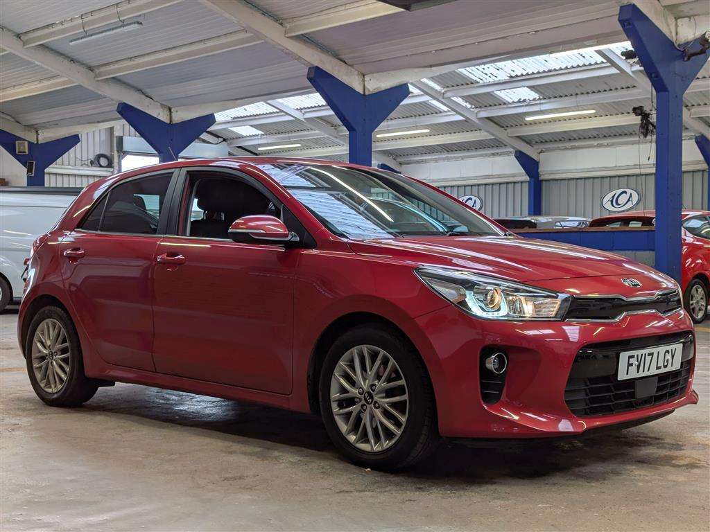 <p>2017 KIA RIO 3 CRDI</p>