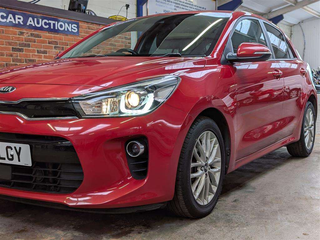 <p>2017 KIA RIO 3 CRDI</p>