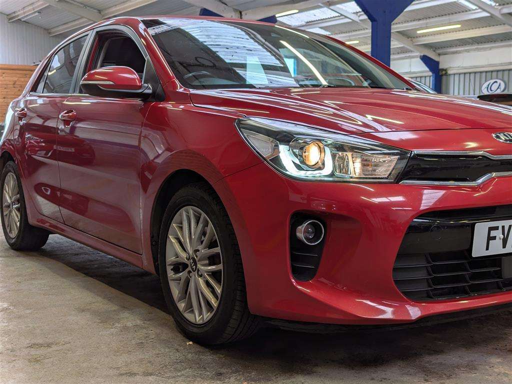 <p>2017 KIA RIO 3 CRDI</p>