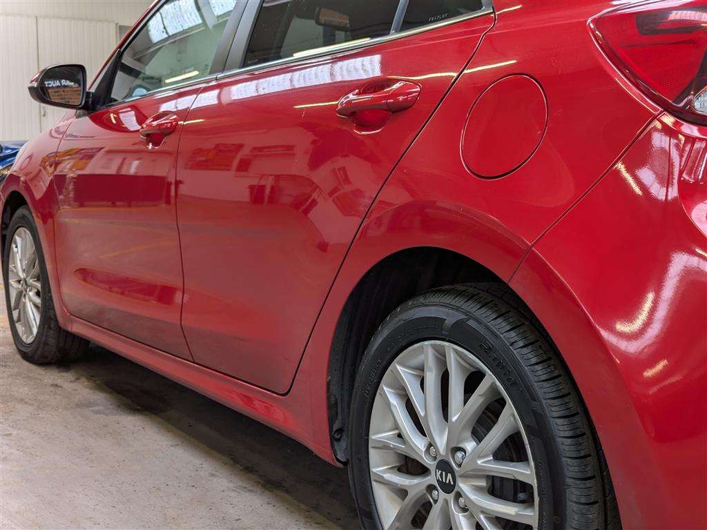 <p>2017 KIA RIO 3 CRDI</p>