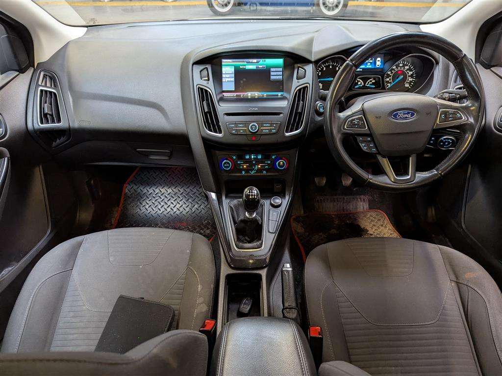 <p>2017 FORD FOCUS TITANIUM</p>