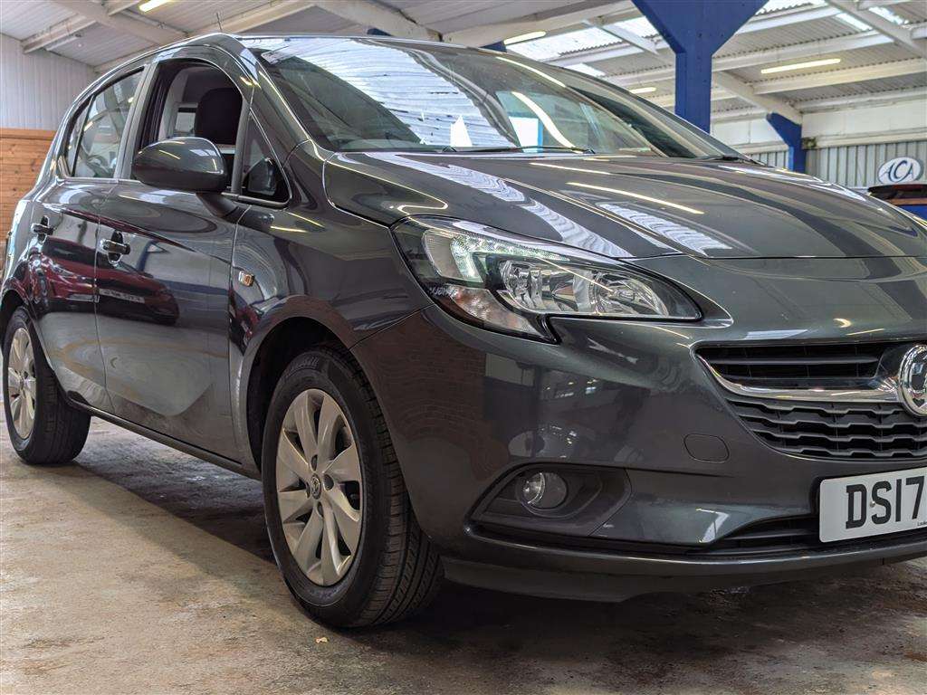 <p>2017 VAUXHALL CORSA DESIGN ECOFLEX</p>