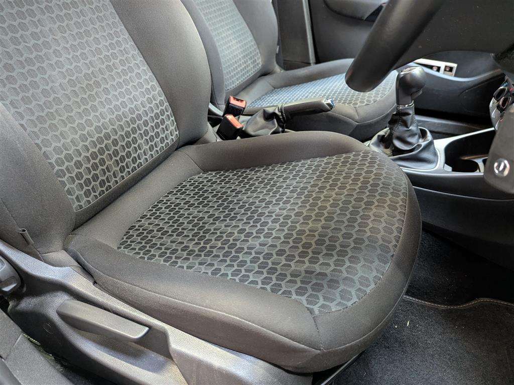 <p>2017 VAUXHALL CORSA DESIGN ECOFLEX</p>