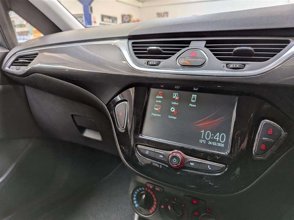 <p>2017 VAUXHALL CORSA DESIGN ECOFLEX</p>