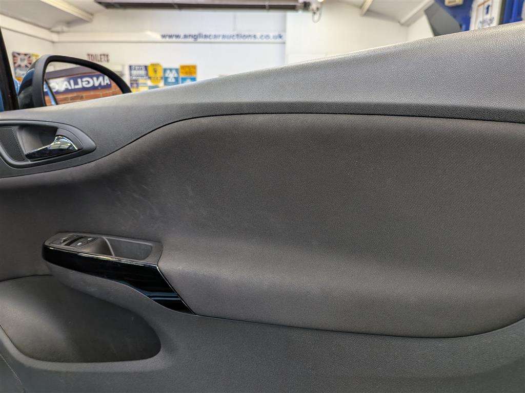 <p>2017 VAUXHALL CORSA LIMITED EDITION ECO</p>