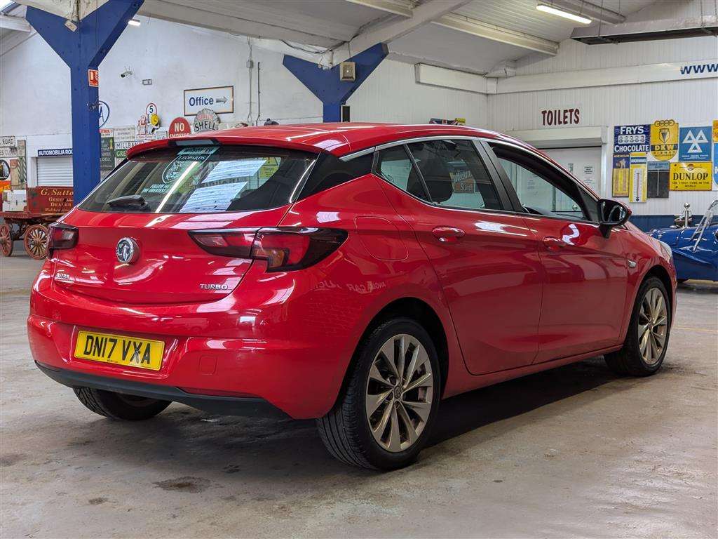 <p>2017 VAUXHALL ASTRA DESIGN TURBO</p>