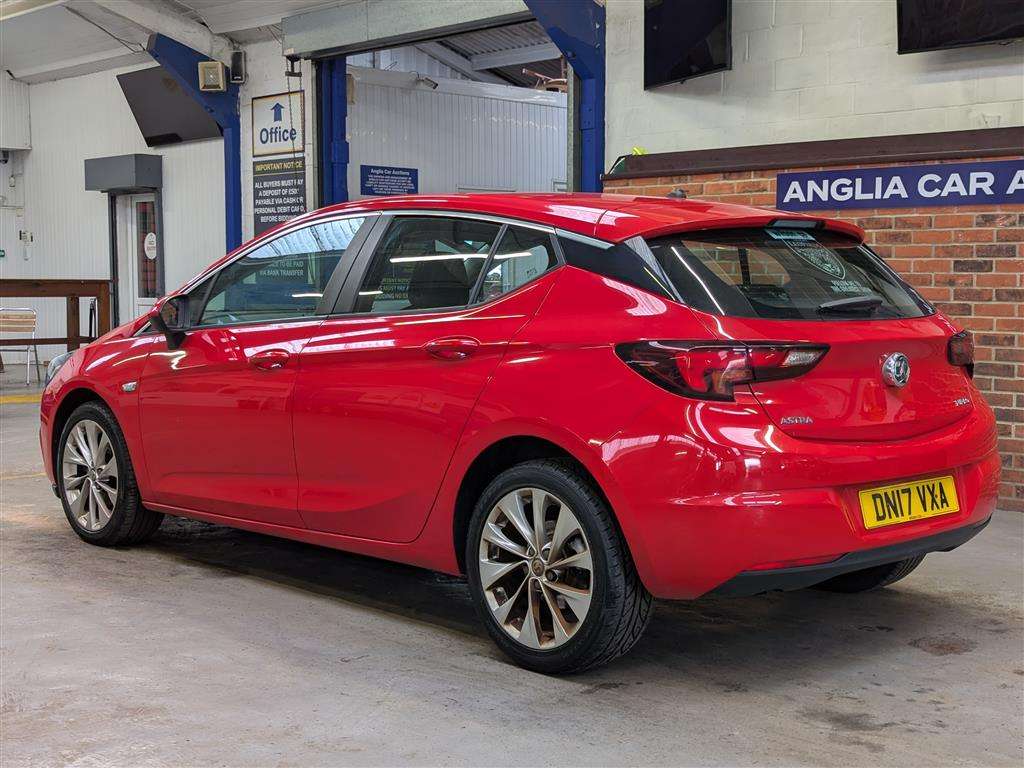 <p>2017 VAUXHALL ASTRA DESIGN TURBO</p>