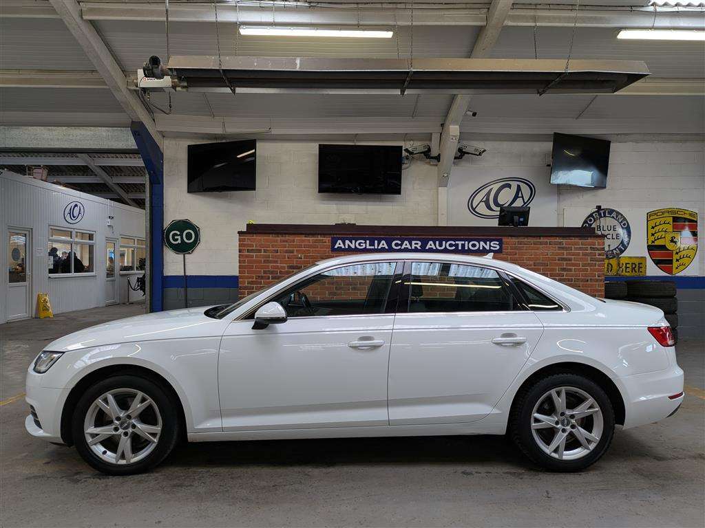 <p>2016 AUDI A4 SPORT TFSI</p>