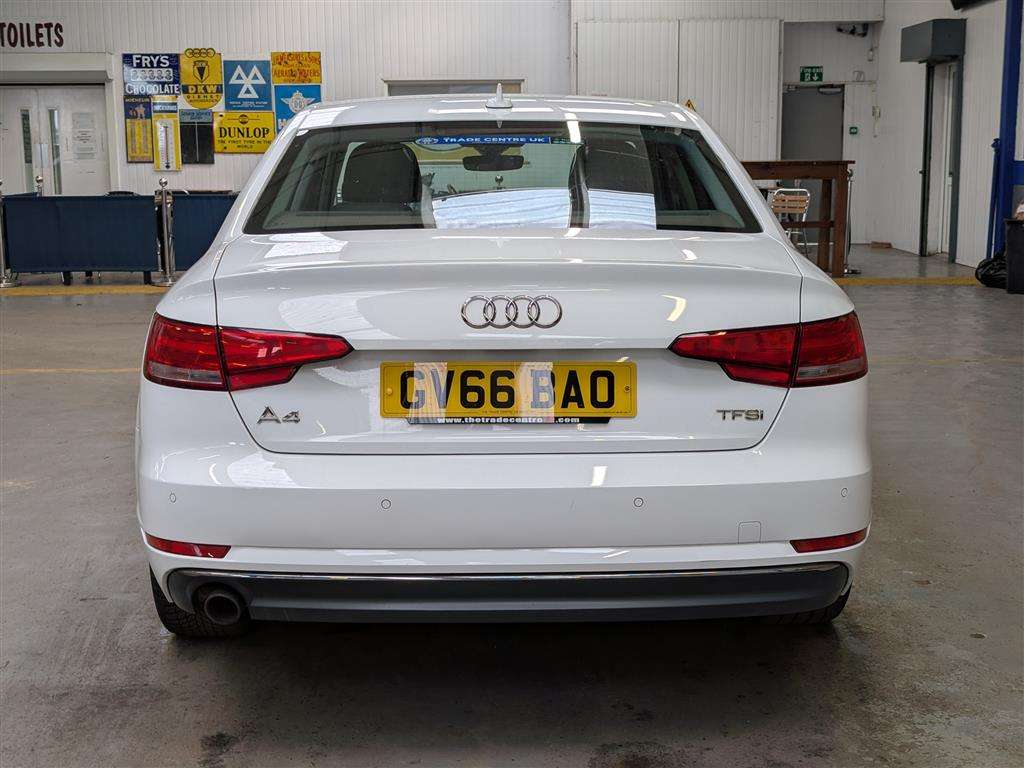 <p>2016 AUDI A4 SPORT TFSI</p>