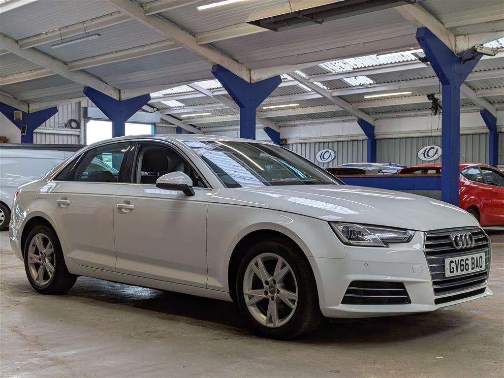 <p>2016 AUDI A4 SPORT TFSI</p>