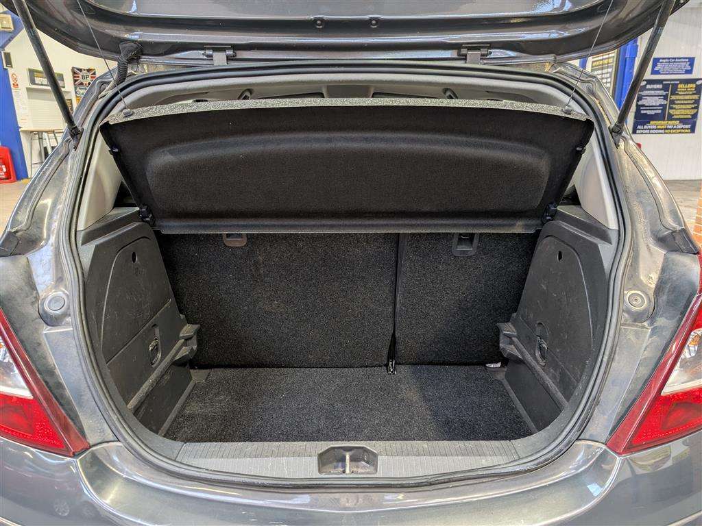 <p>2013 VAUXHALL CORSA SE</p>