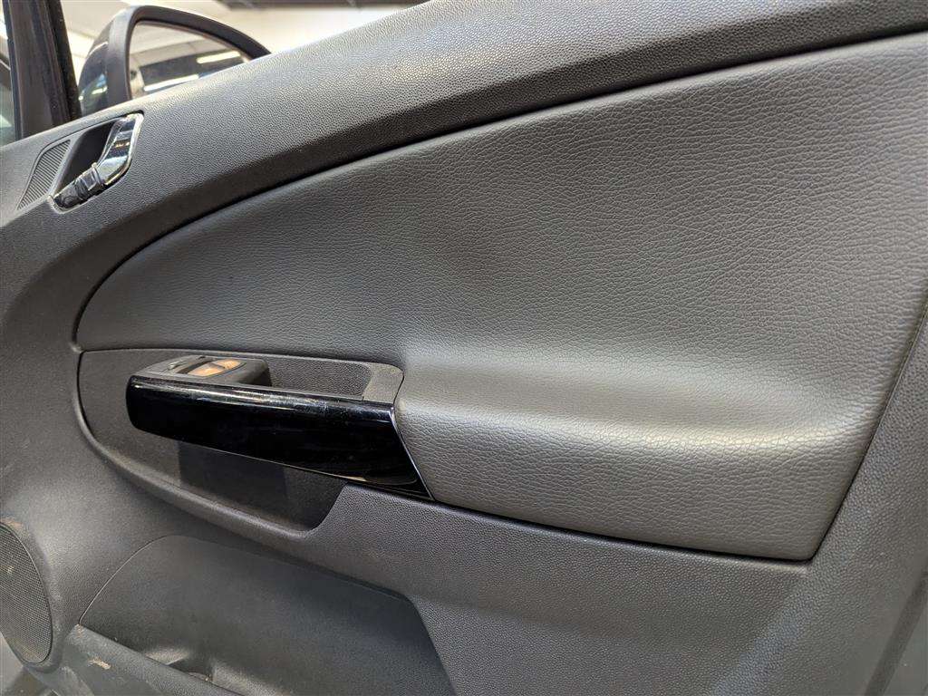 <p>2013 VAUXHALL CORSA SE</p>