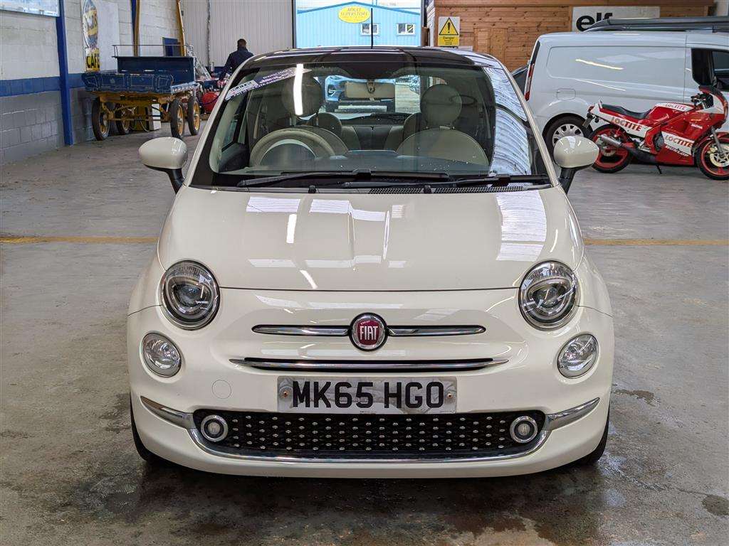 <p>2015 FIAT 500 LOUNGE</p>