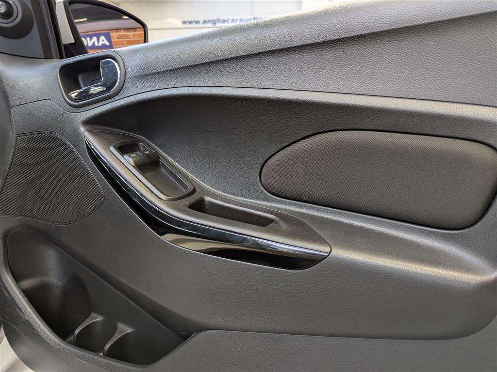 <p>2016 FORD KA+ STUDIO</p>