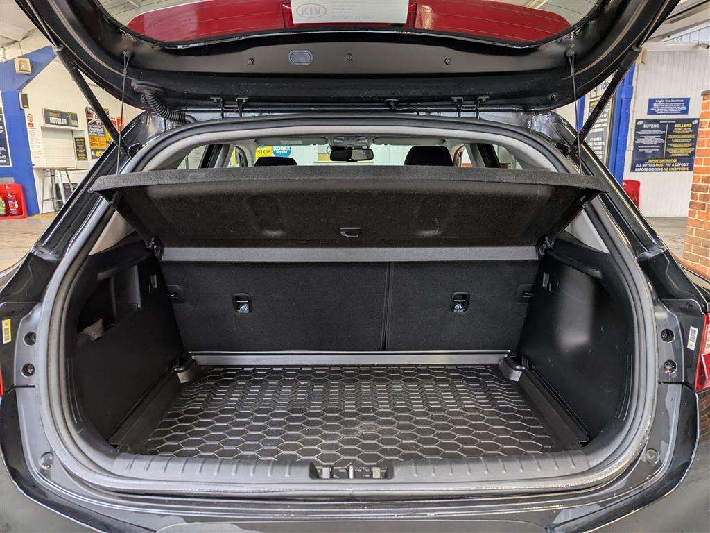 <p>2018 KIA STONIC 4 ISG</p>