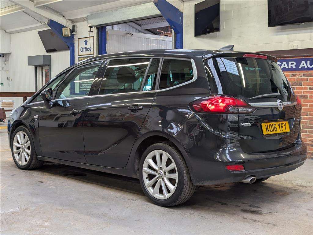 <p>2016 VAUXHALL ZAFIRA TOURER ELITE CDTI</p>