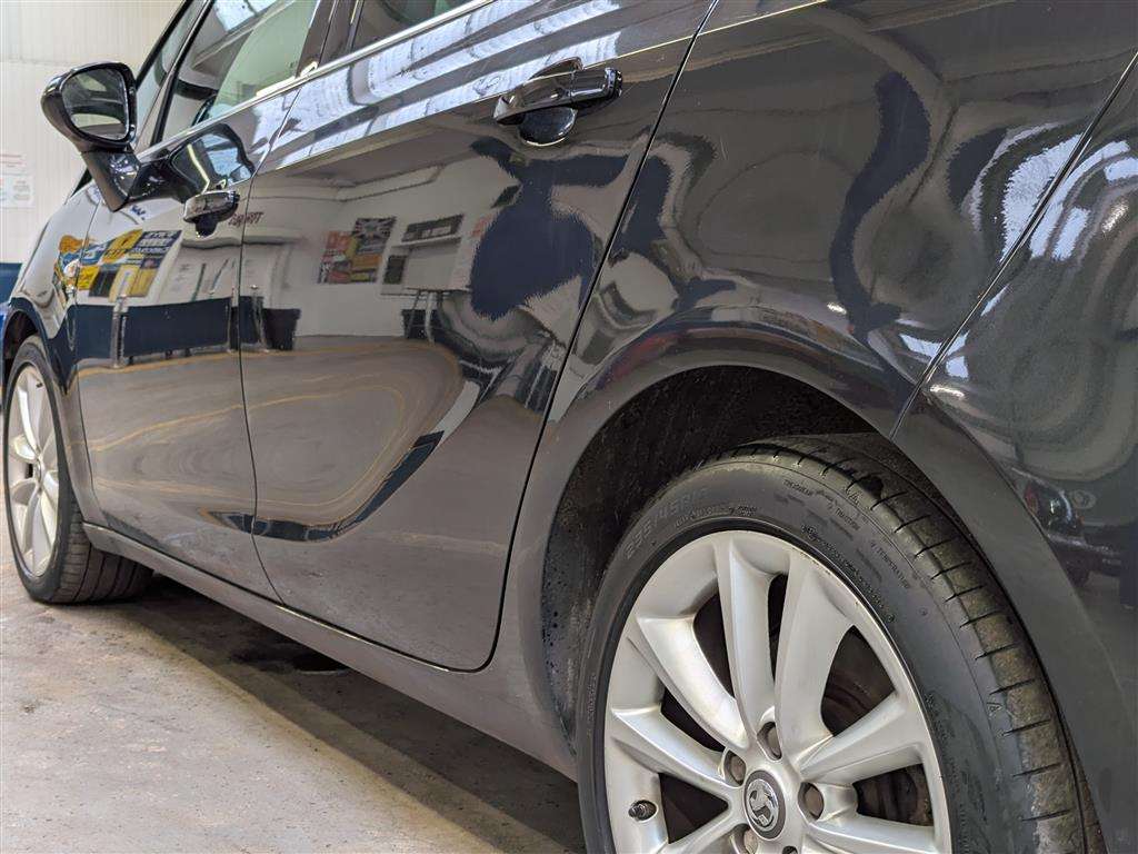 <p>2016 VAUXHALL ZAFIRA TOURER ELITE CDTI</p>