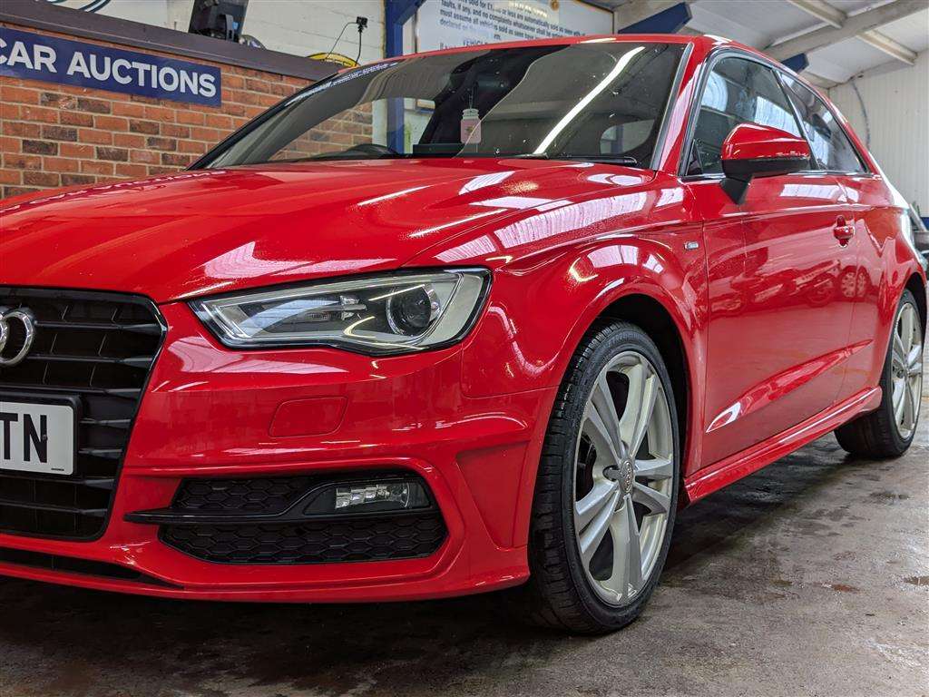 <p>2015 AUDI A3 S LINE TFSI</p>