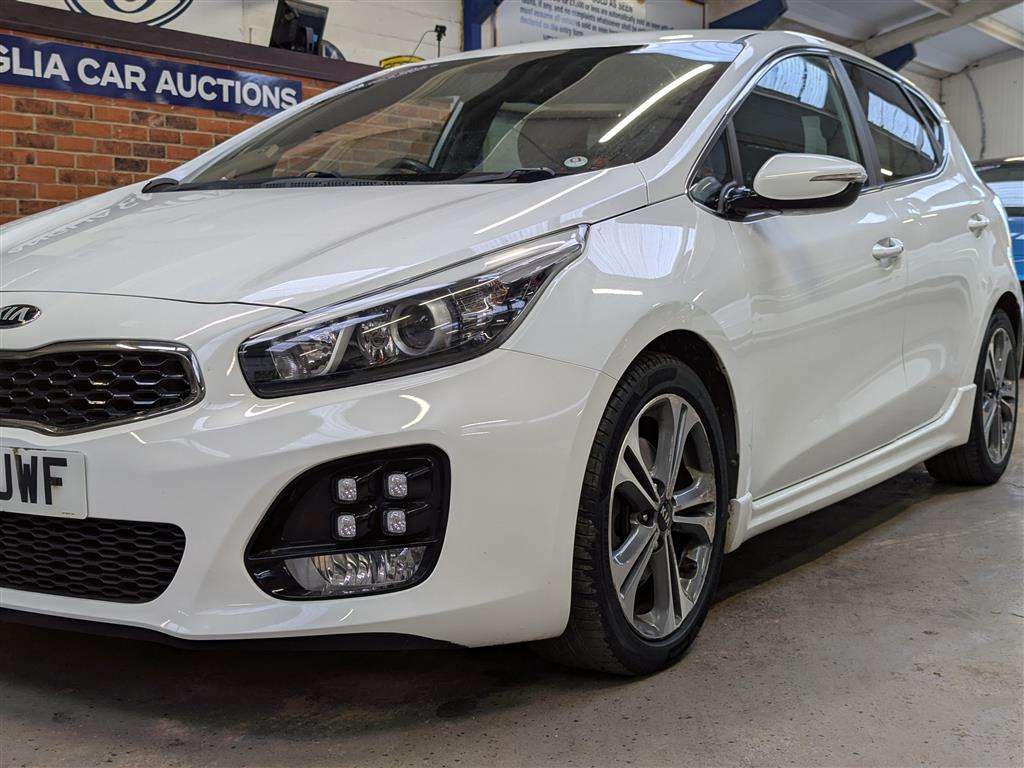 <p>2016 KIA CEED GT-LINE ISG CRDI</p>
