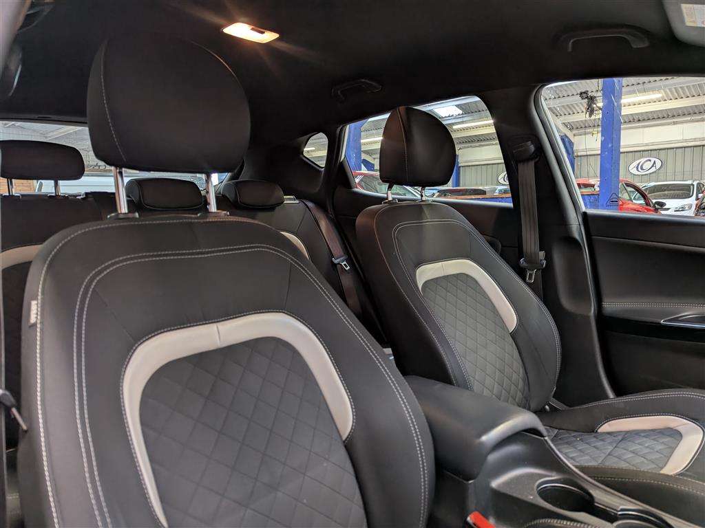 <p>2016 KIA CEED GT-LINE ISG CRDI</p>