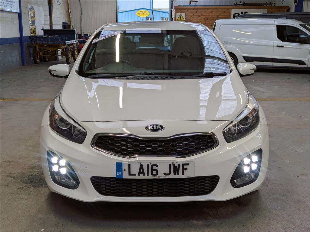 <p>2016 KIA CEED GT-LINE ISG CRDI</p>