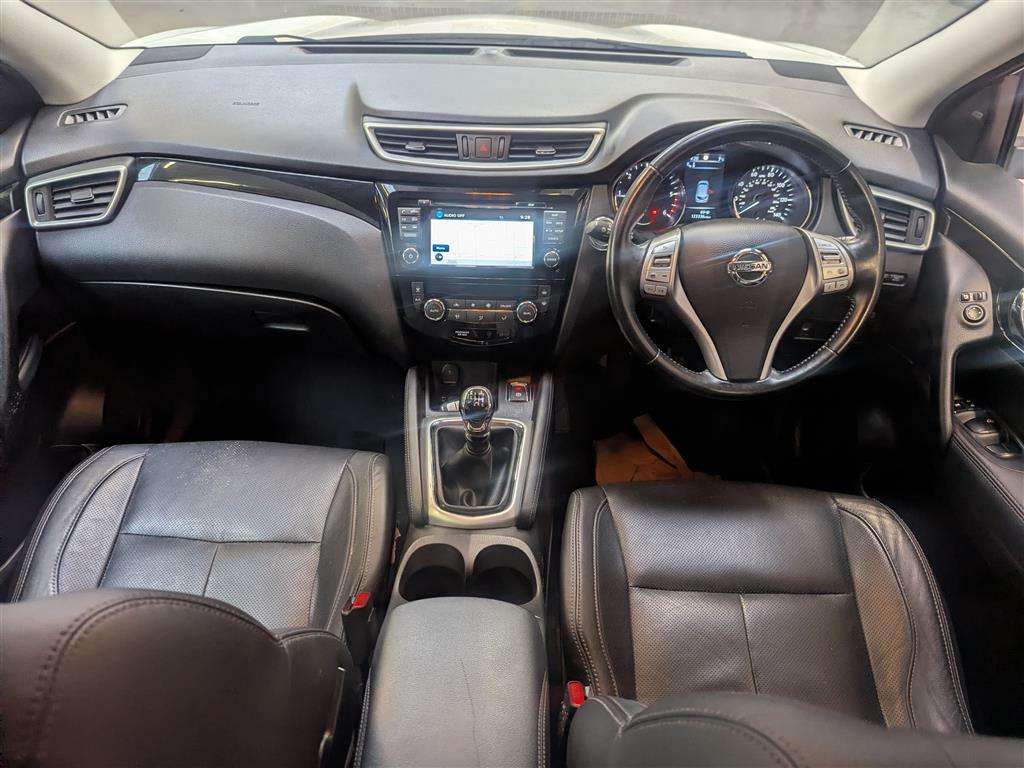 <p>2015 NISSAN QASHQAI TEKNA DCI</p>