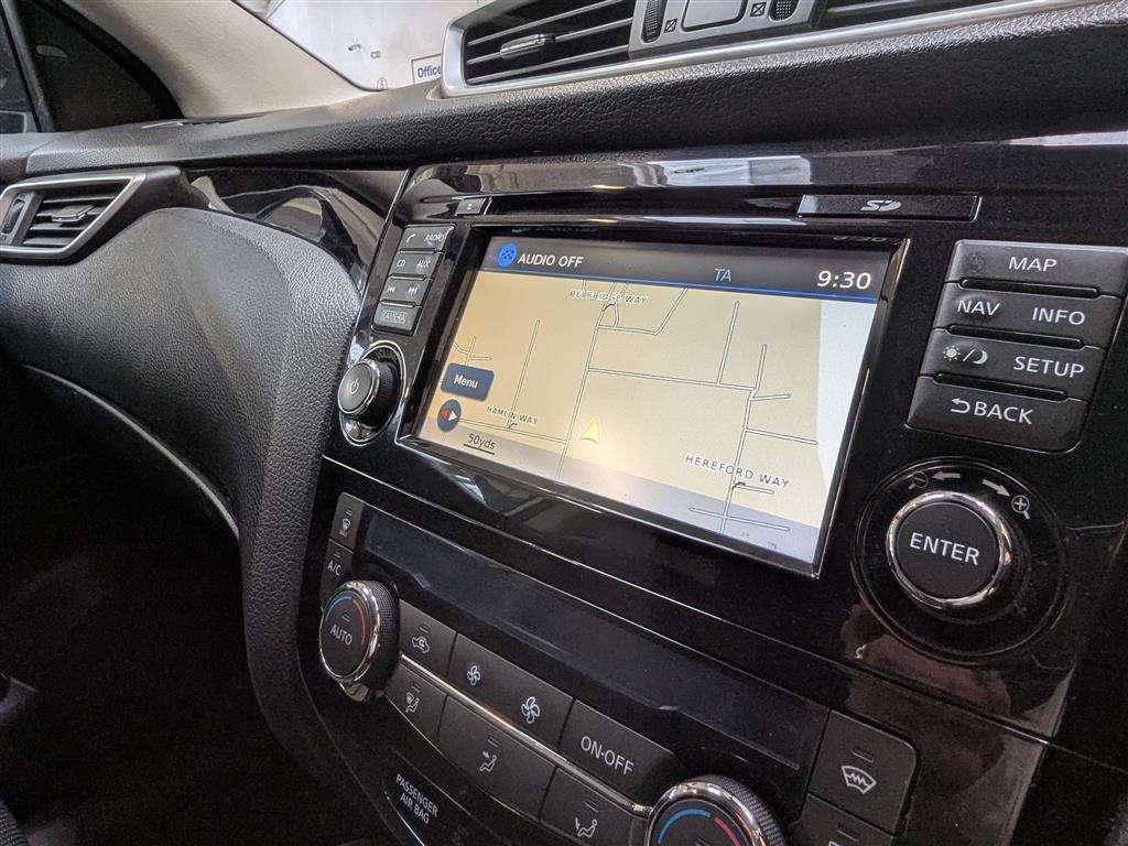 <p>2015 NISSAN QASHQAI TEKNA DCI</p>