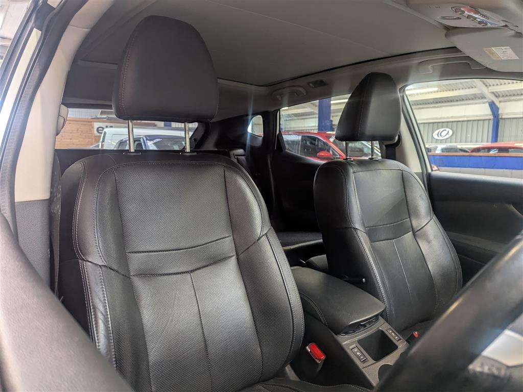 <p>2015 NISSAN QASHQAI TEKNA DCI</p>