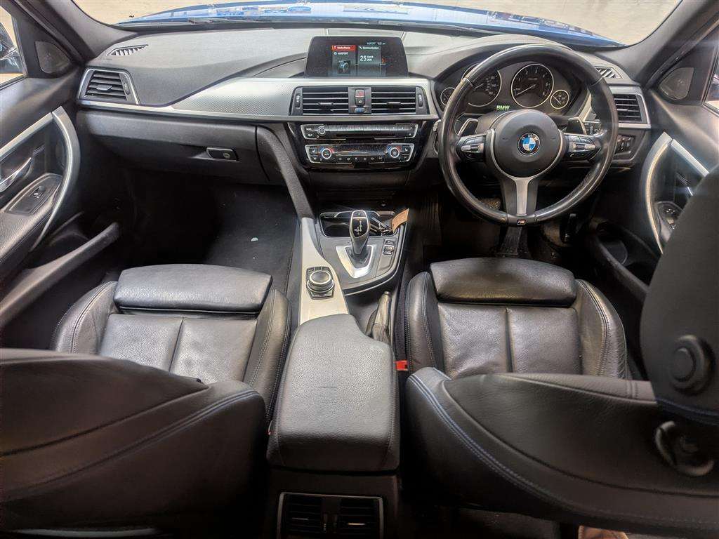 <p>2019 BMW 320D M SPORT SHADOW EDITI</p>