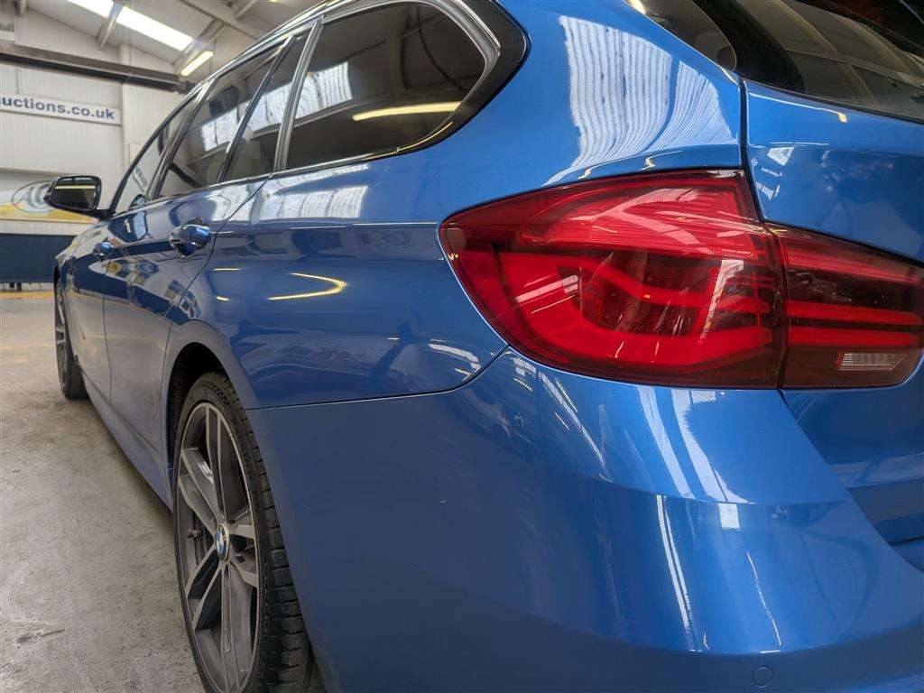 <p>2019 BMW 320D M SPORT SHADOW EDITI</p>