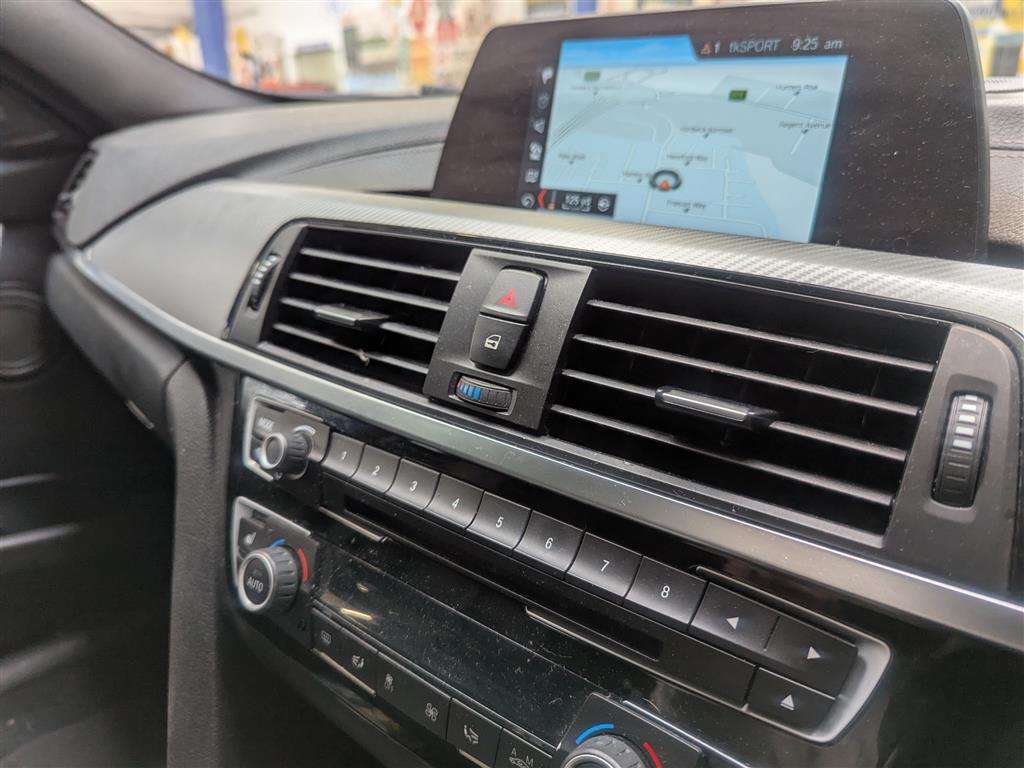 <p>2019 BMW 320D M SPORT SHADOW EDITI</p>