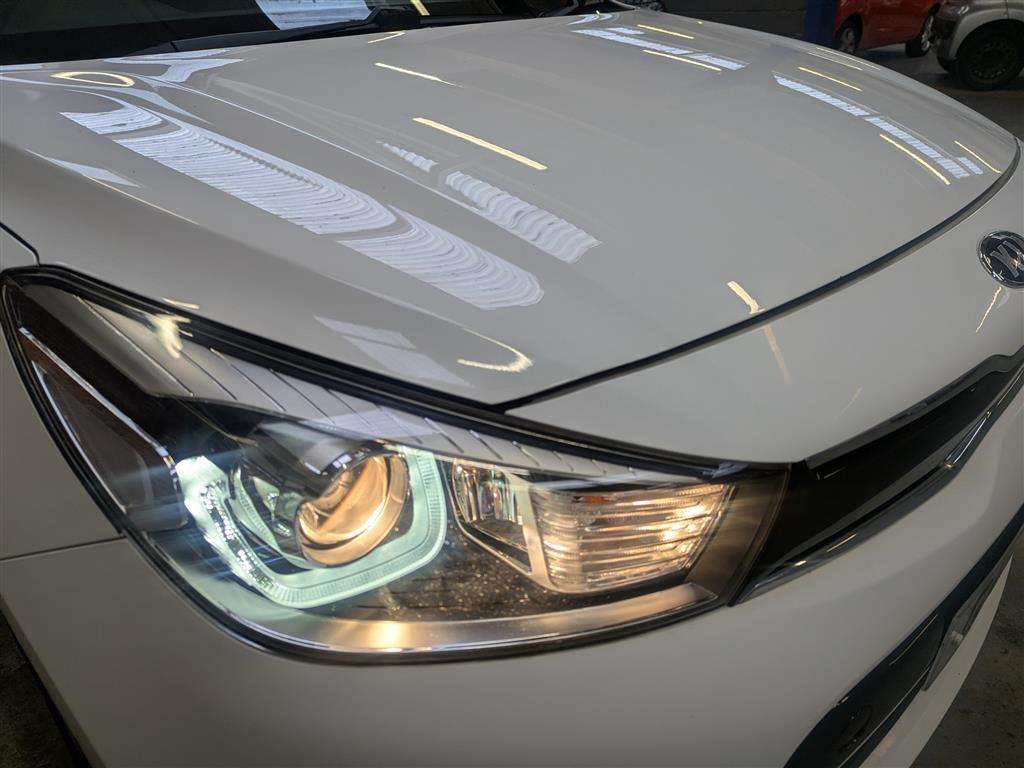 <p>2017 KIA RIO 3</p>